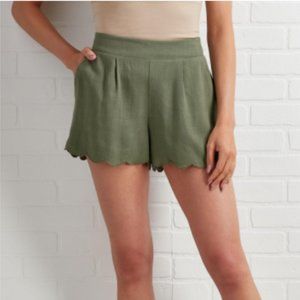 NWT Olive Scallop-Hem Linen Shorts